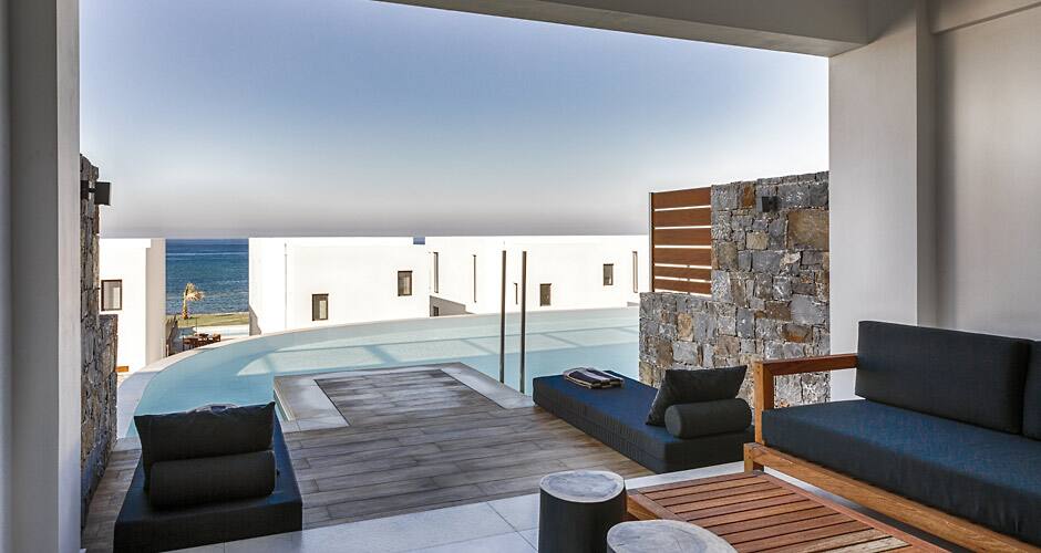 <p>Luxury-huone, jaettu uima-allas</p>