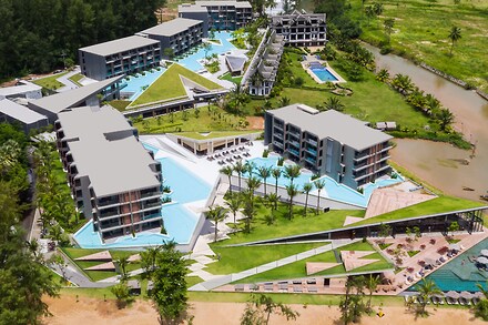 La Vela Khao Lak