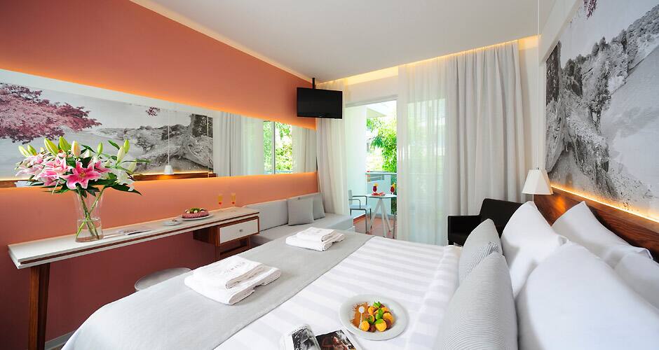 <p>Superior-huone</p>