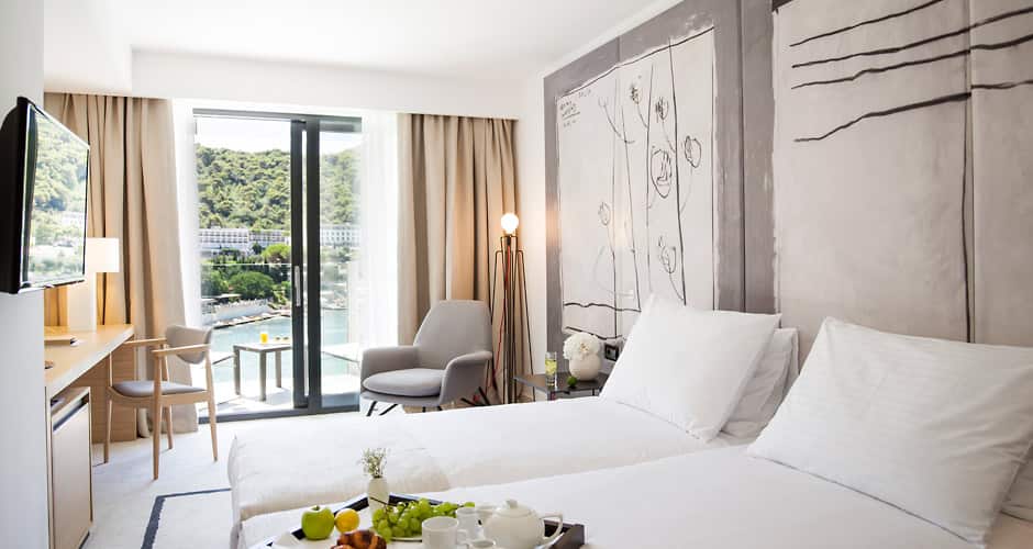 <p>Superior-huone</p>