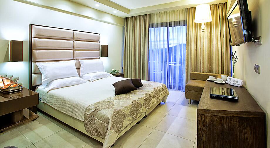 <p>Executive-huone</p>