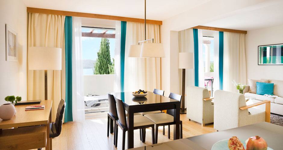 <p>dubr0018kaksiosea</p>