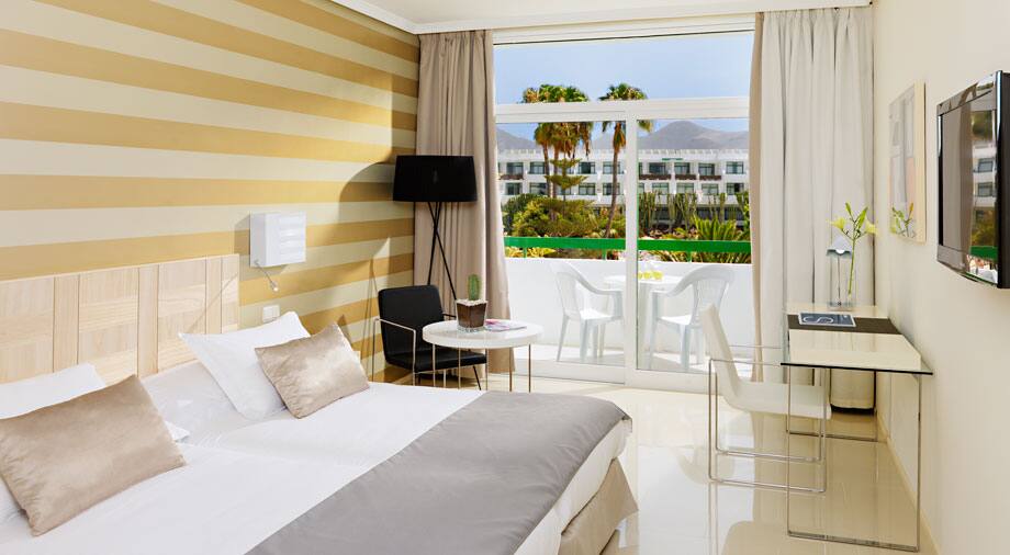 <p>Kahden hengen huone</p>