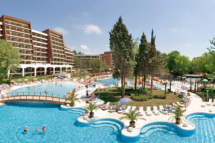 Flamingo Grand