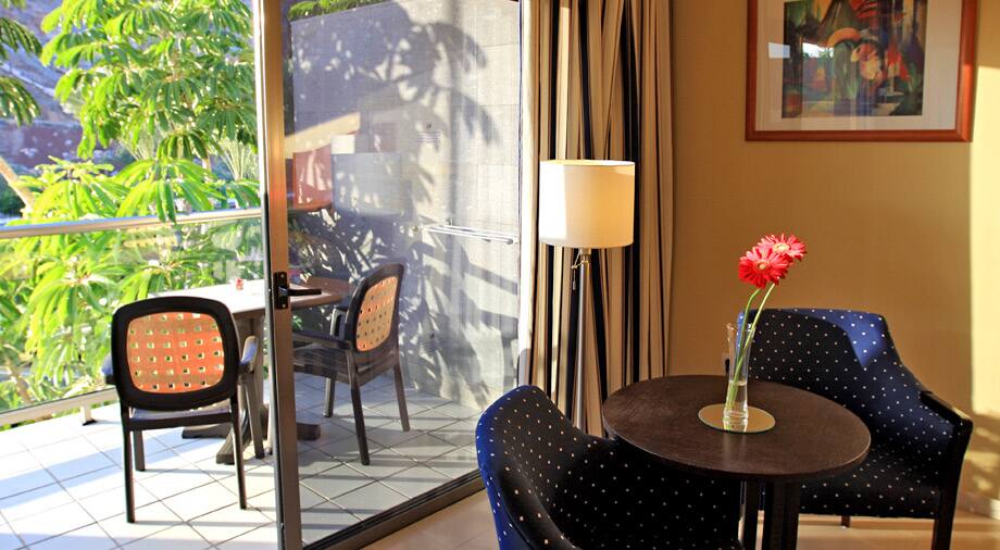 <p>Kahden hengen huone</p>