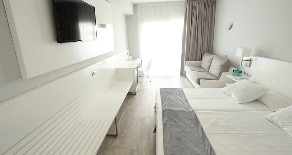 <p>Kahden hengen huone</p>