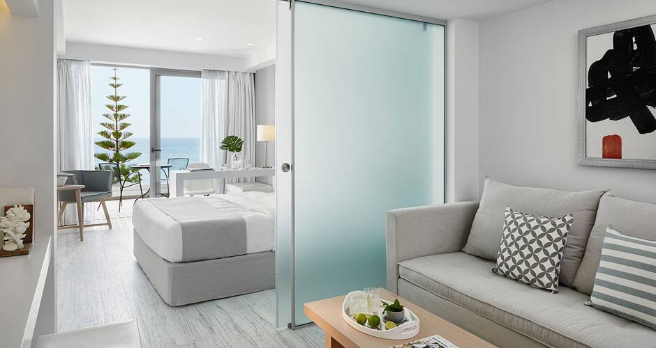 <p>Superior-juniorsviitti</p>