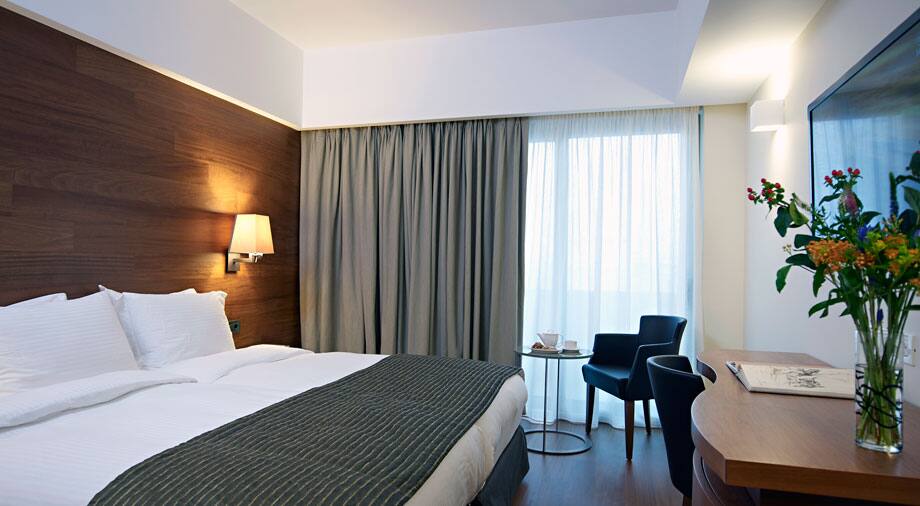 <p>cret0020premiumtriple</p>