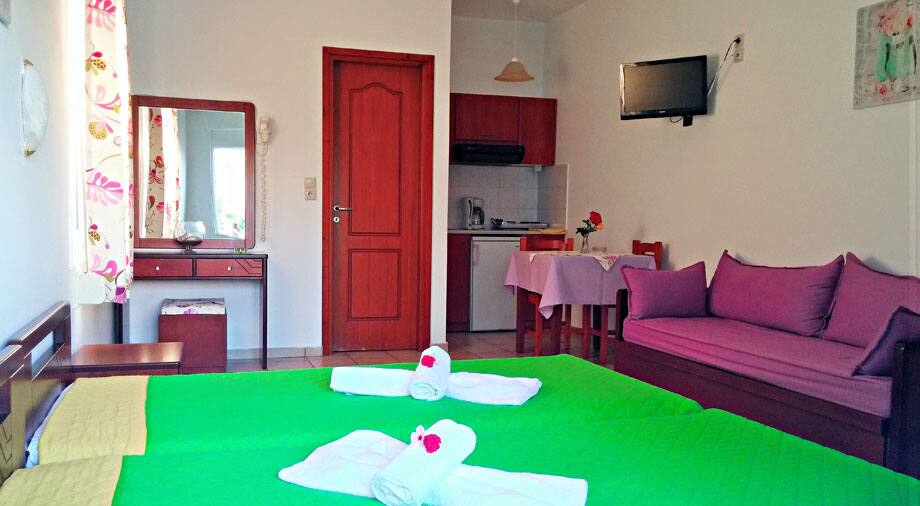 <p>cret0001studio</p>