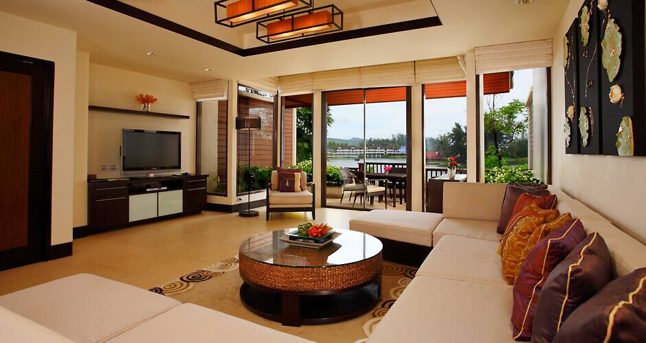 <p>lagoon pool villa</p>