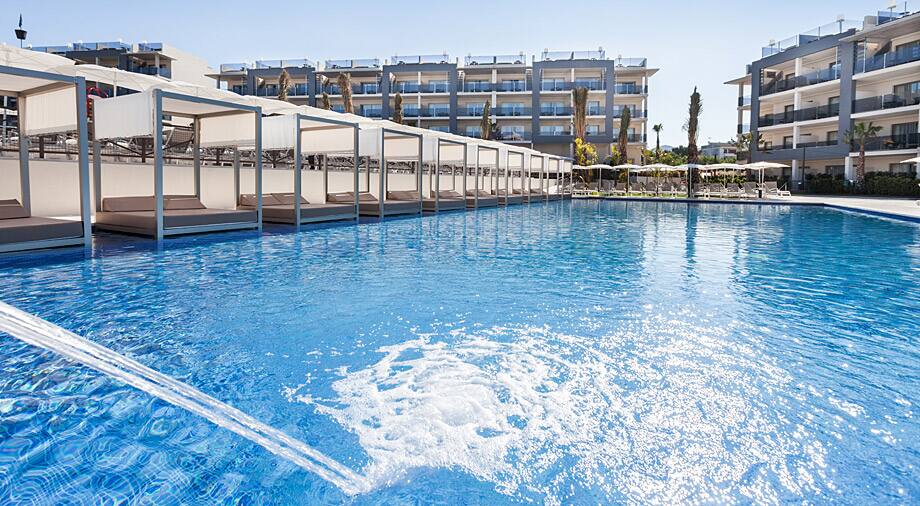 alcudia kartta Kartta   Hotelli Zafiro Palace Alcudia, Puerto de Alcudia 