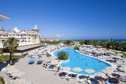 Side Star Resort