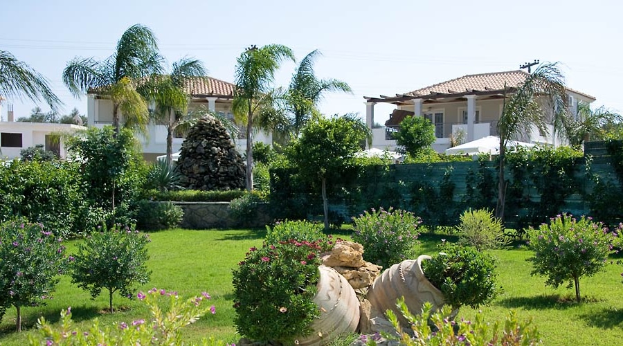 Mamfredas Resort, Tsilivi 17