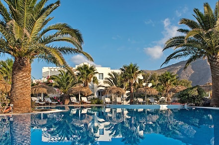 Atlantis Beach Villa, Perivolos
