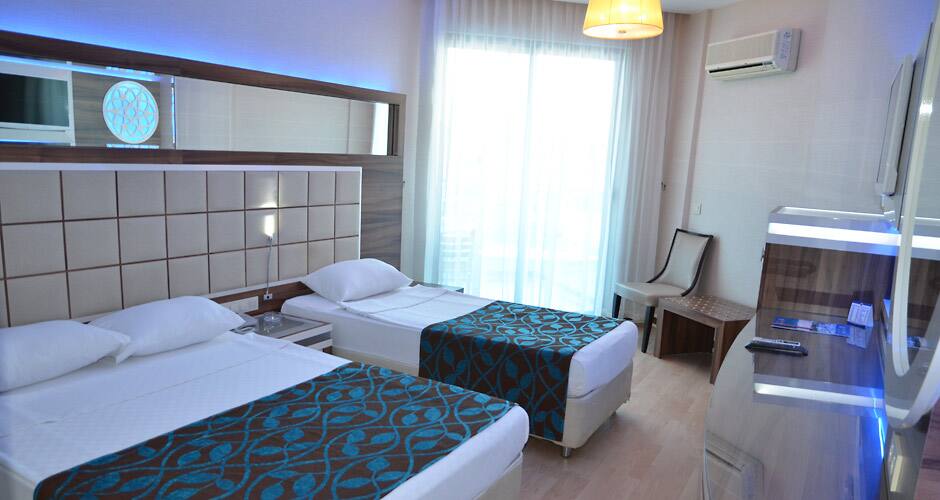 <p>Kahden hengen huone</p>