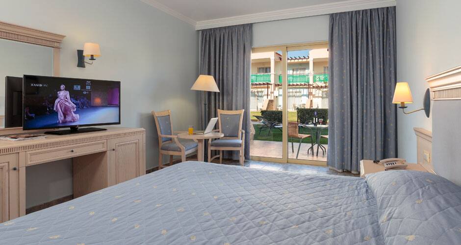 <p>superior family</p>