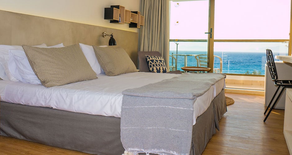 <p>deluxe seaview</p>