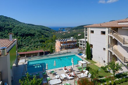 Salvator Villas & Spa