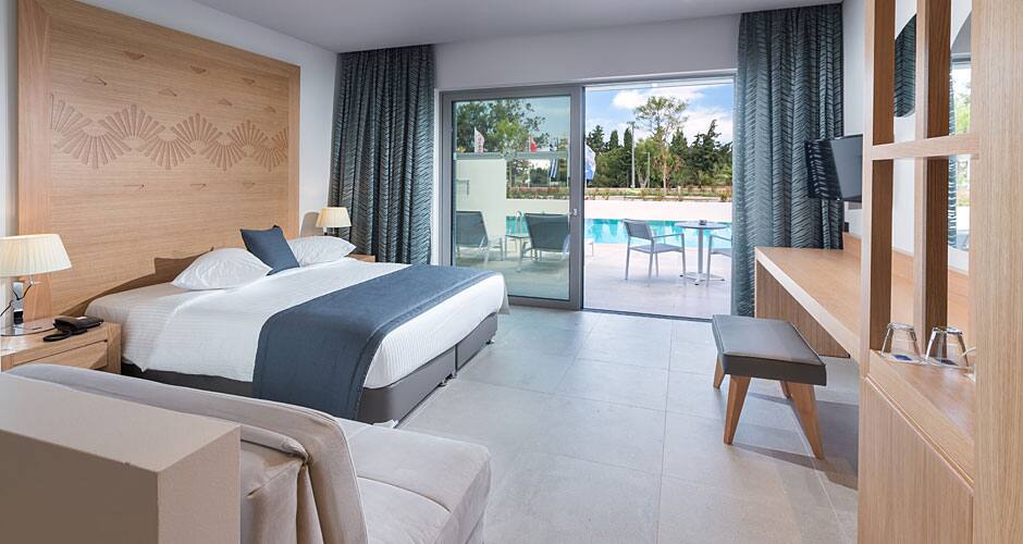 <p>Juniorsviitti</p>