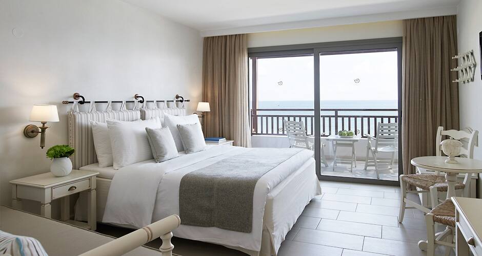 <p>kahden hengen huone, merinäköala</p>