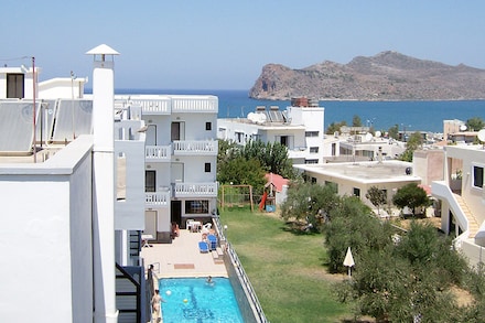 Popi, Agia Marina