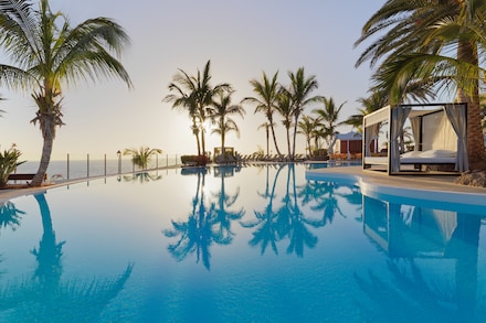 Adrián Hoteles Roca Nivaria Gran Hotel