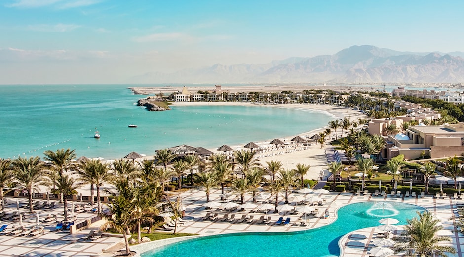Hilton Ras al Khaimah Beach Resort - Rixos The Palm Dubai Hotel and Suites 1 - Ras al Khaimah