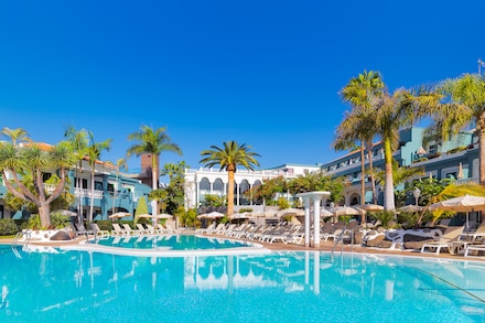 Adrián Hoteles Colon Guanahani