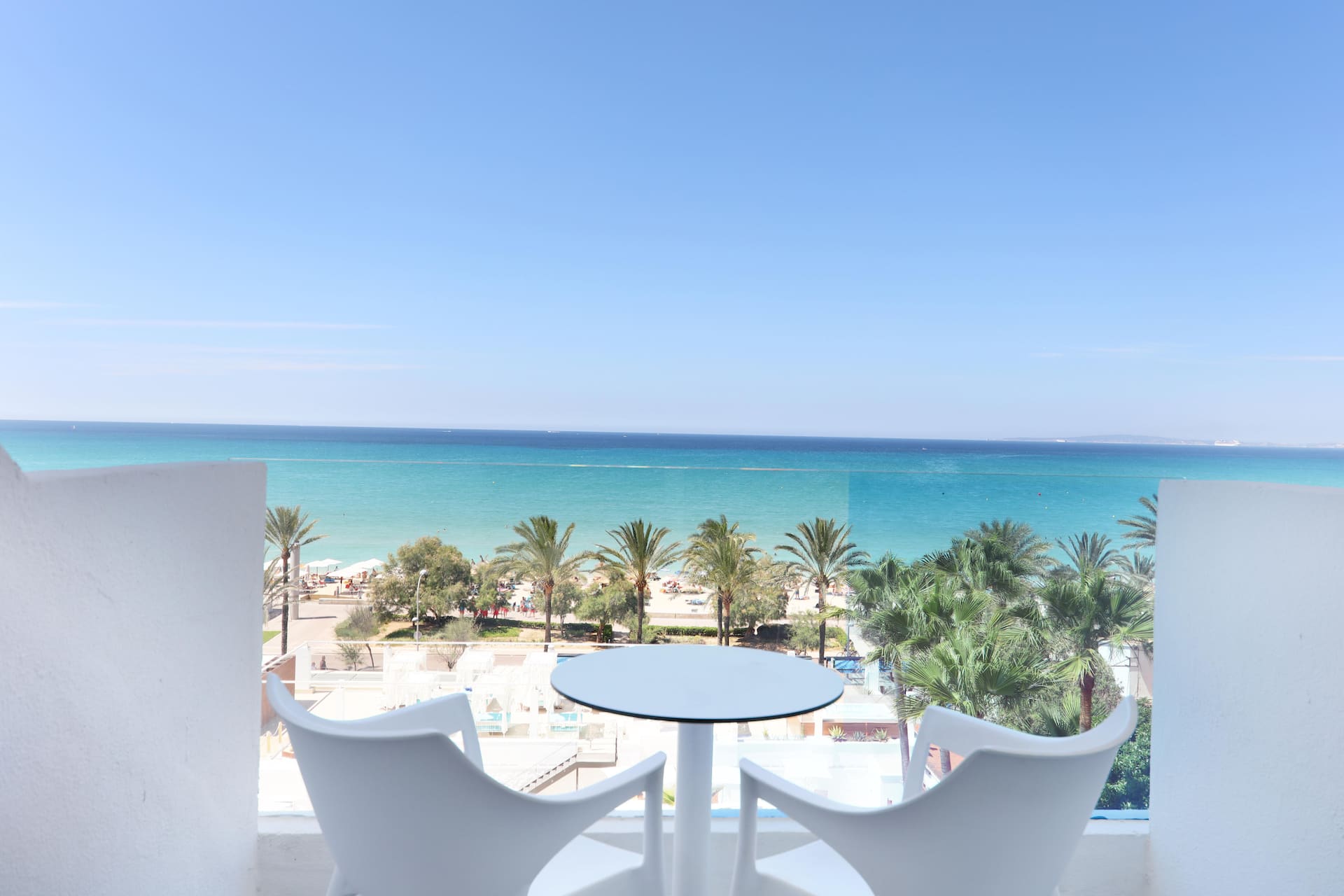 <p>kahden hengen huone / Superior-huone, merinäköala</p>