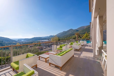 Salvator Villas & Spa