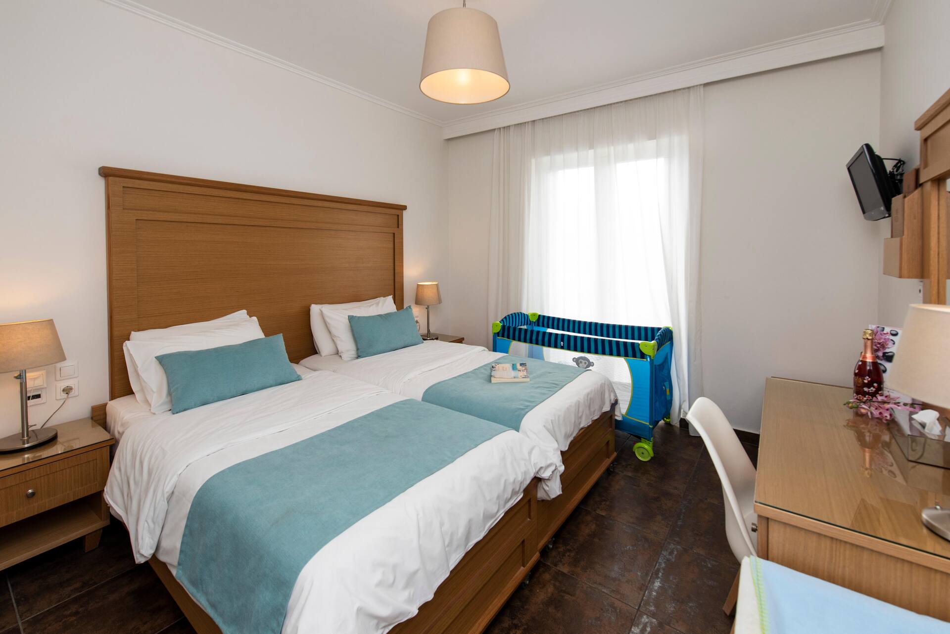 <p>Junior Suite -kaksio, parveke</p>