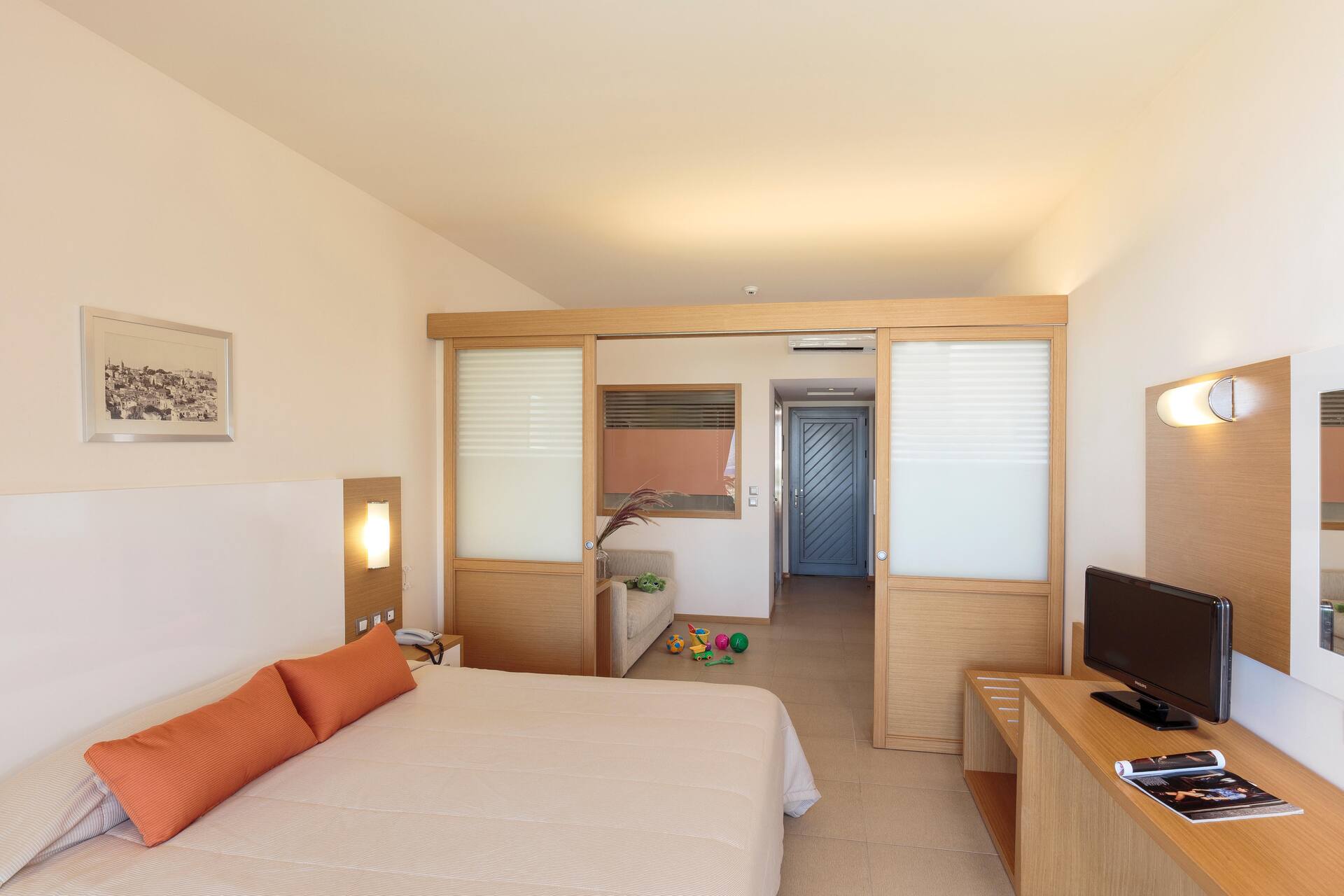 <p>Perhehuone, terassi</p>