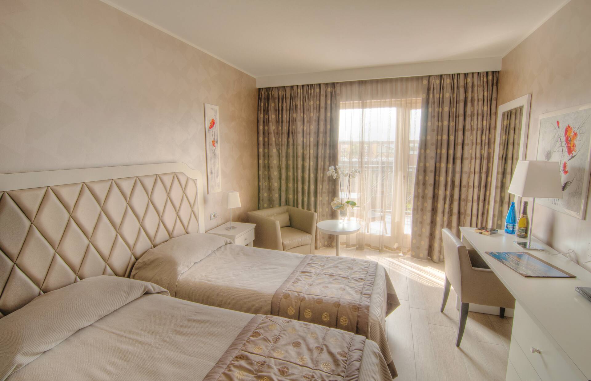 <p>Privilege-huone</p>