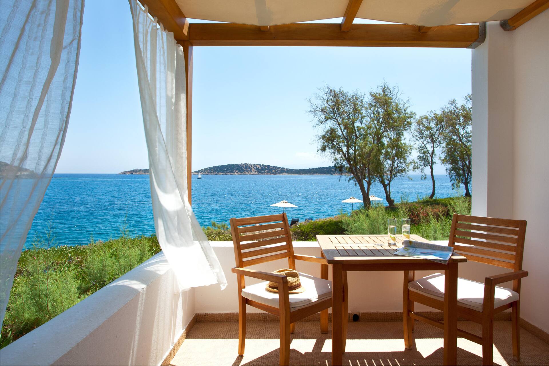 <p>Superior-bungalow, osittainen merinäköala</p>