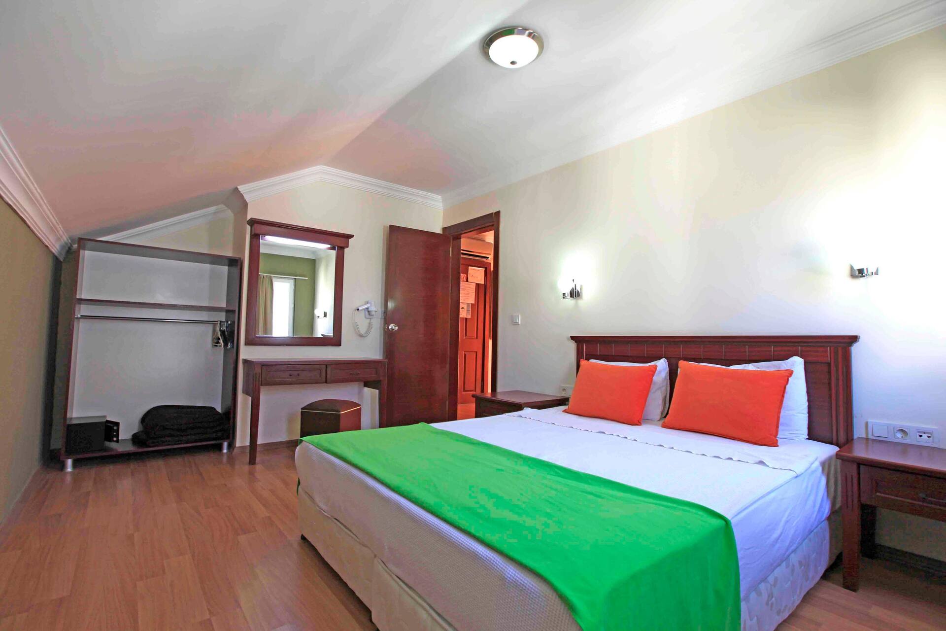 <p>Huoneisto, kaksi makuuhuonetta</p>