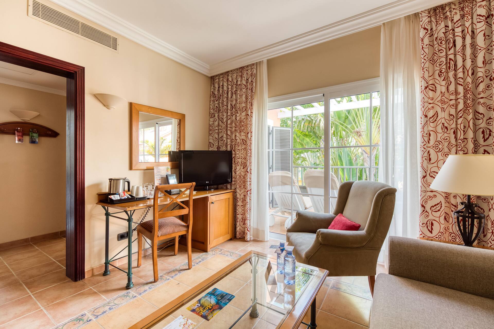 <p>Juniorsviitti</p>