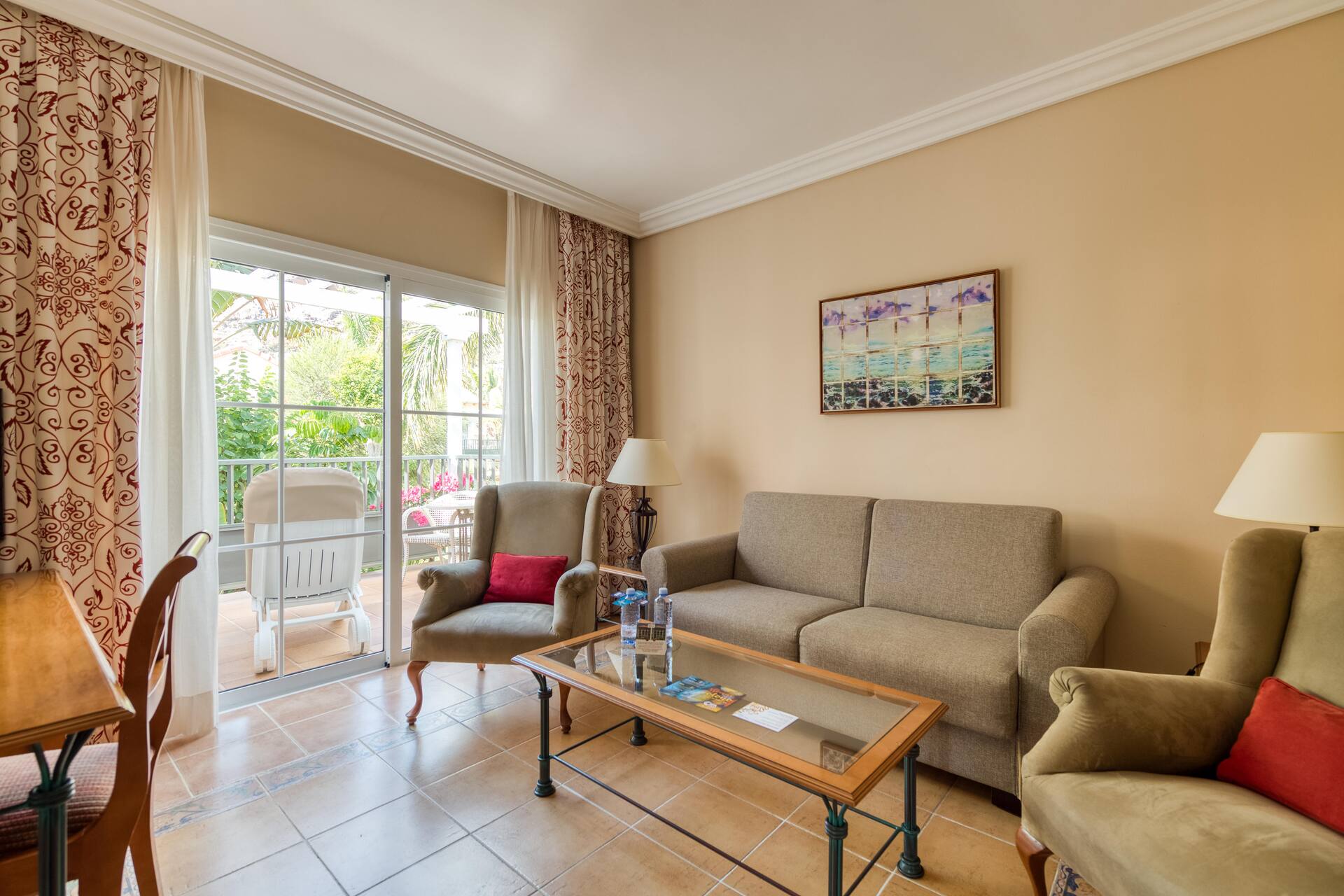 <p>Juniorsviitti</p>