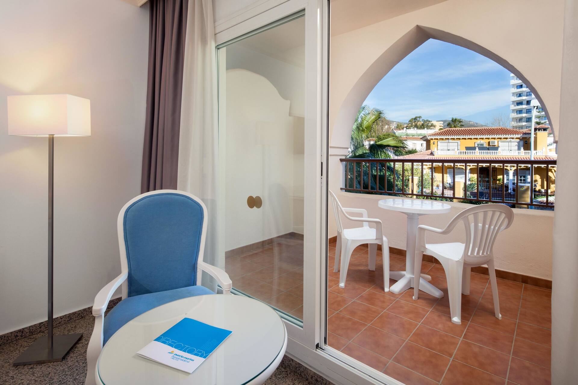 <p>Kahden hengen huone</p>