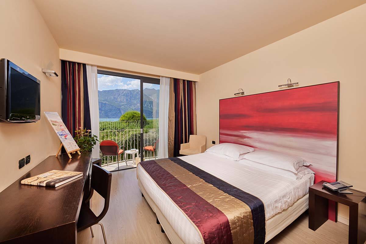 <p>Superior-huone</p>