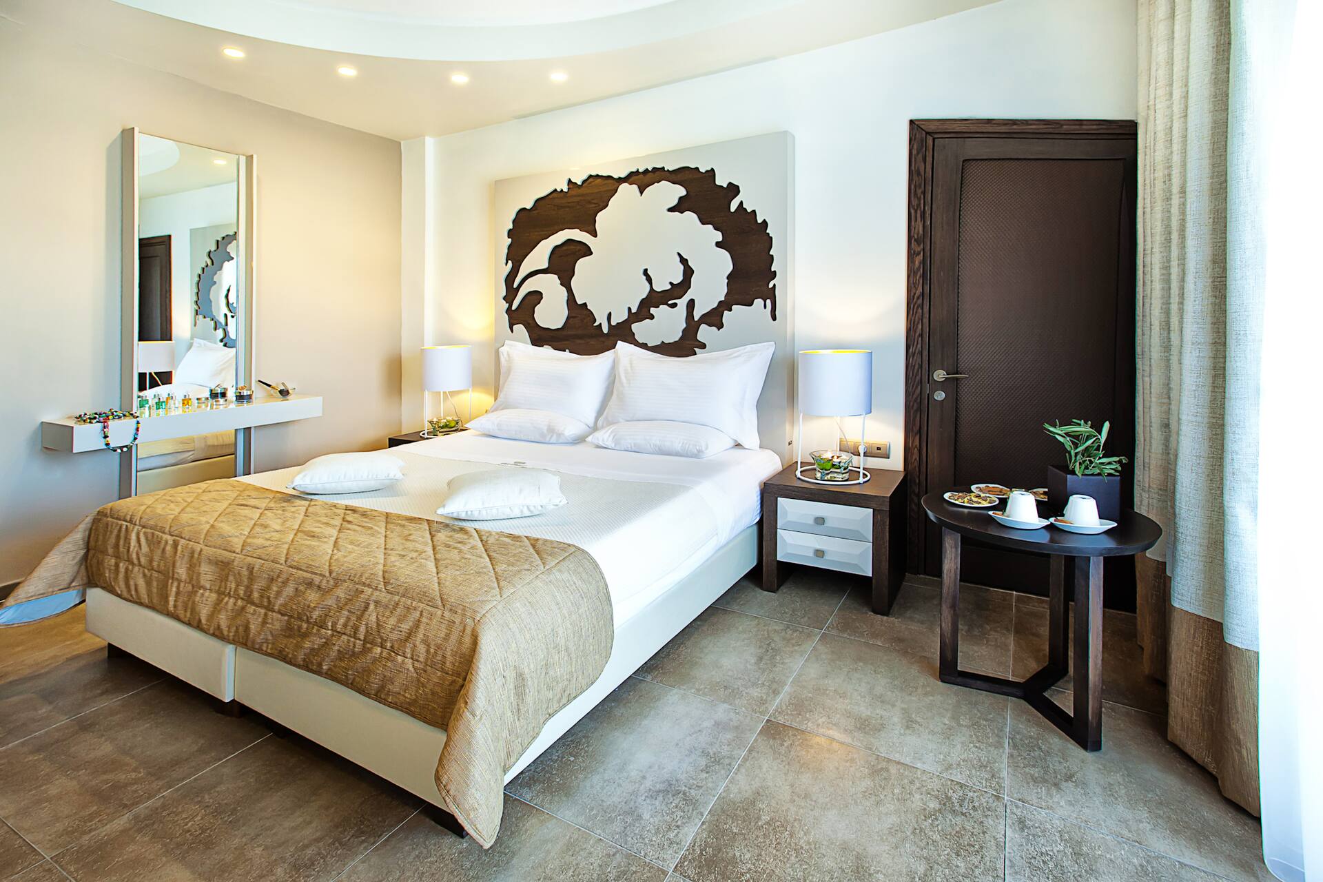 <p>Superior-huone</p>