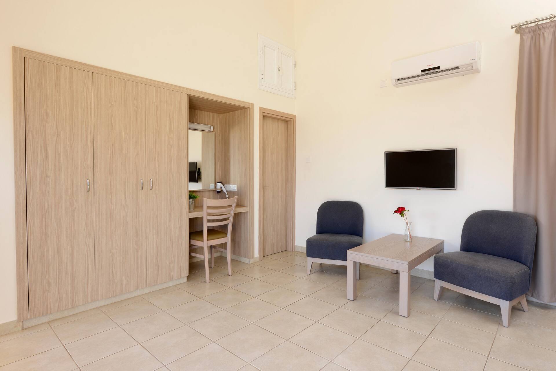 <p>Superior-yksiö</p>