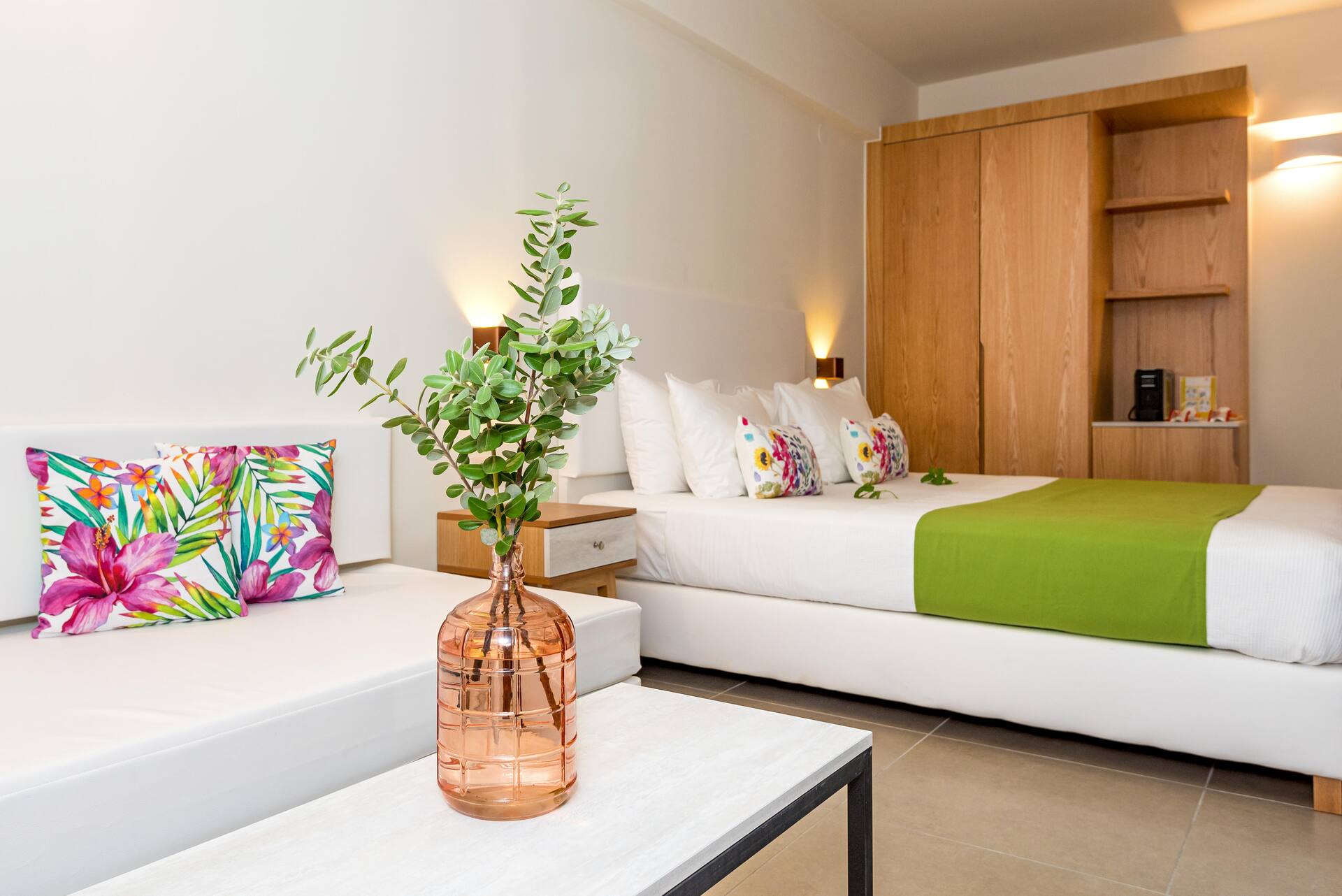 <p>Superior-huone</p>