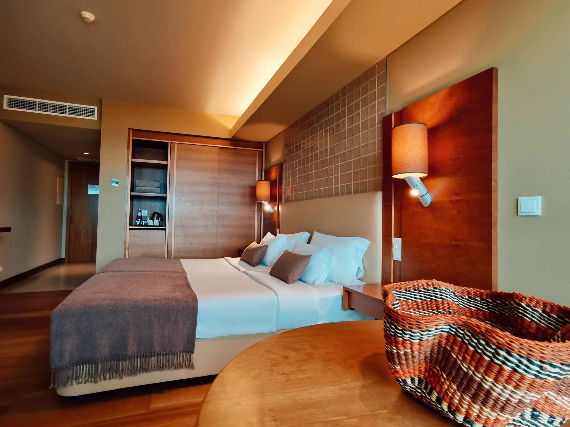 <p>Classic-huone, merinäköala</p>