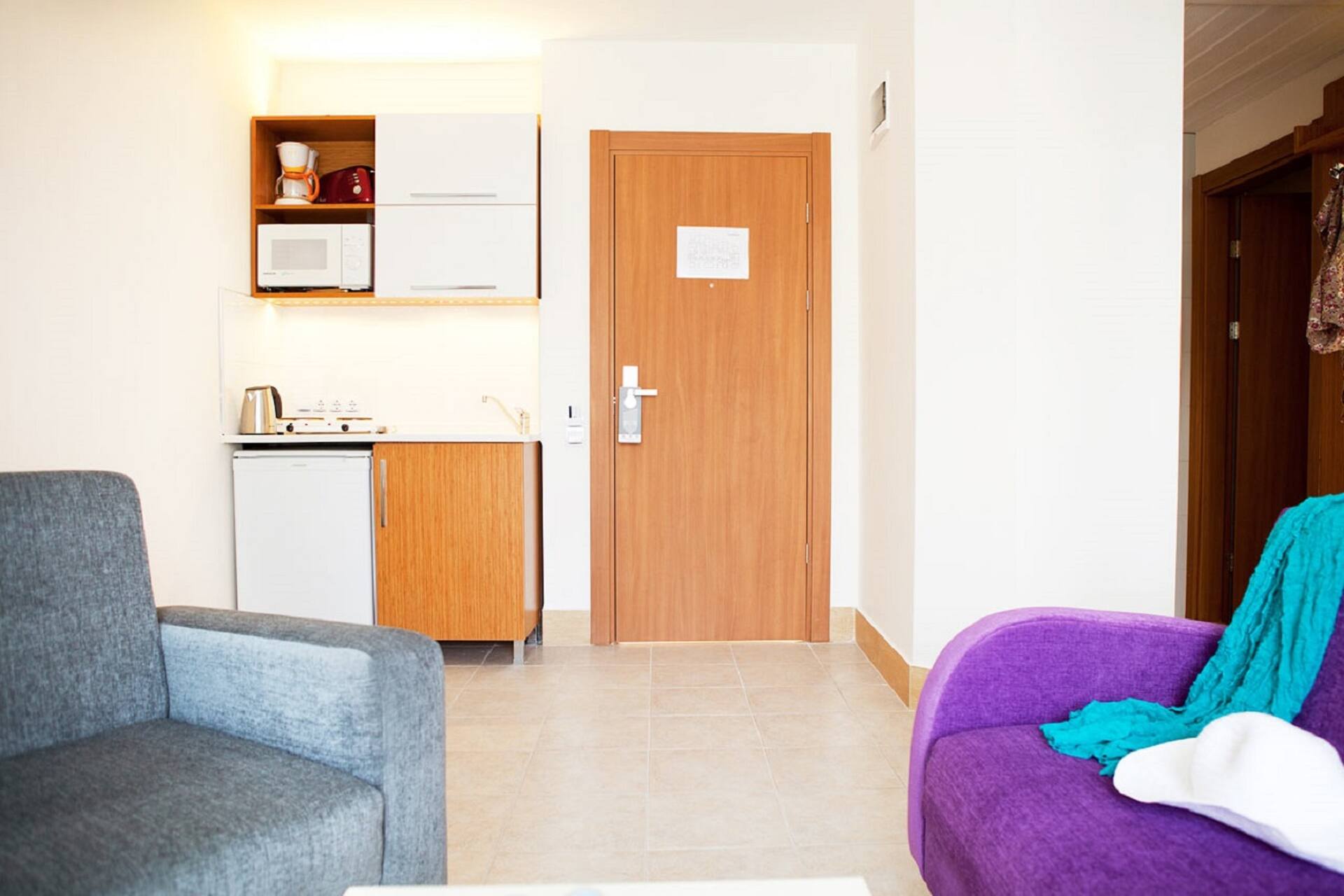 <p>Perhe-huoneisto, kaksi makuuhuonetta</p>