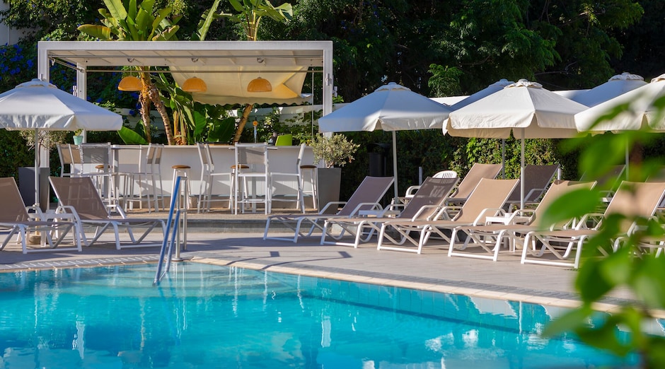 Anemi Hotel & Suites 3