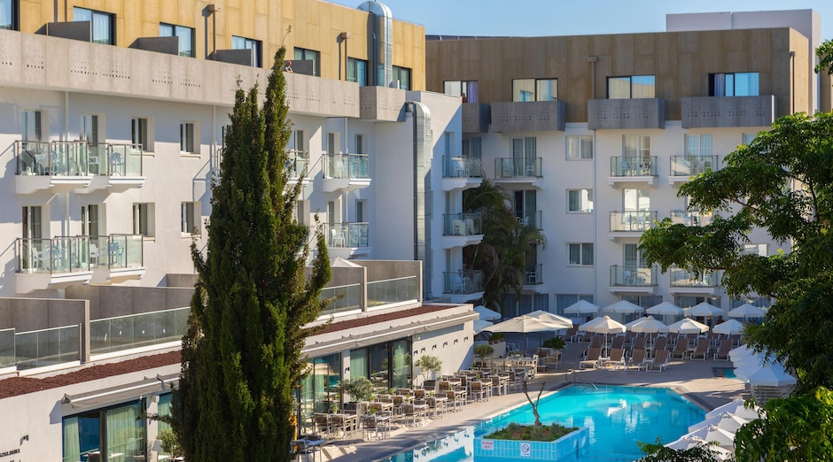 Anemi Hotel & Suites 2