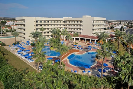 Nissiana Hotel