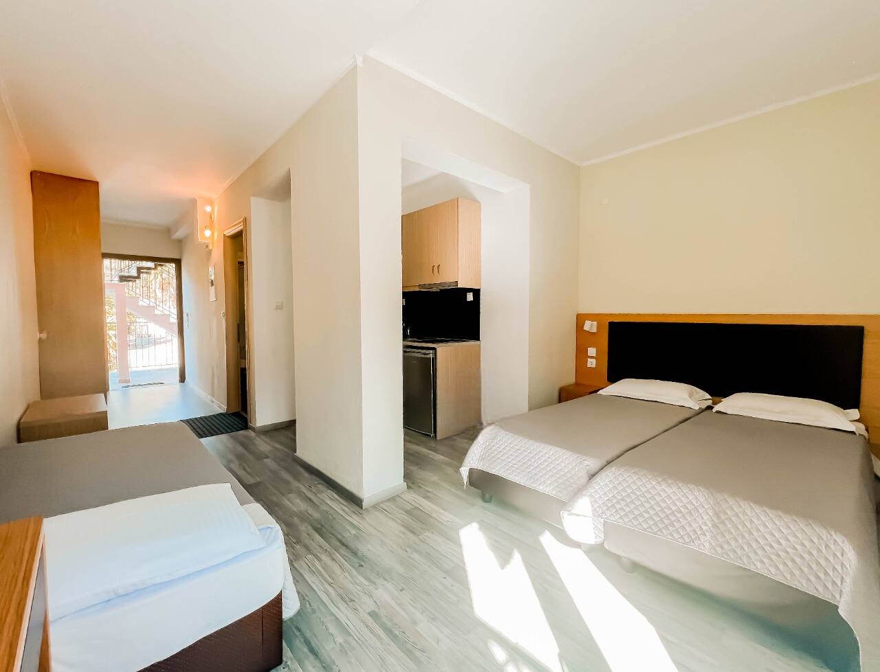 <p>Yksiö kolmelle</p>