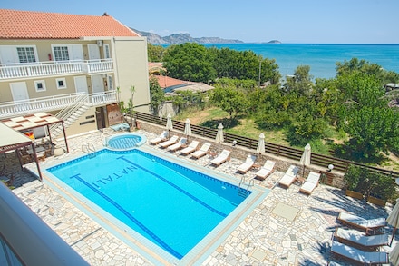 Natalie, Laganas