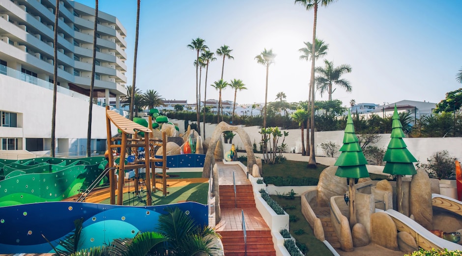 Iberostar Waves Bouganville Playa 12